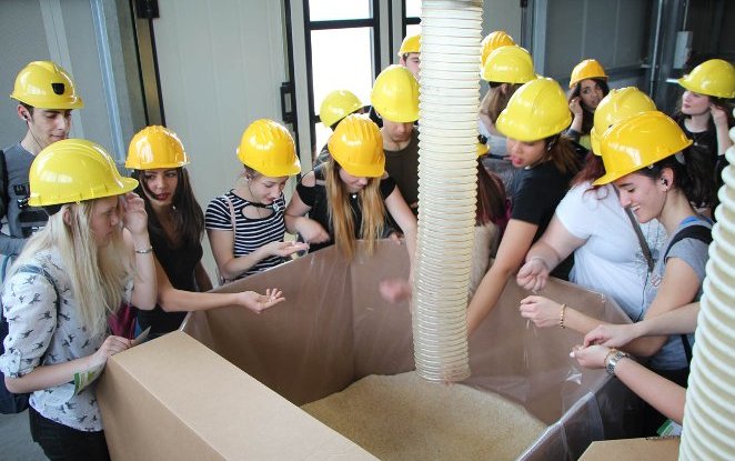 "Scuola@Novamont”: più di 100 studenti in visita nello stabilimento produttivo di NOVAMONT a Terni